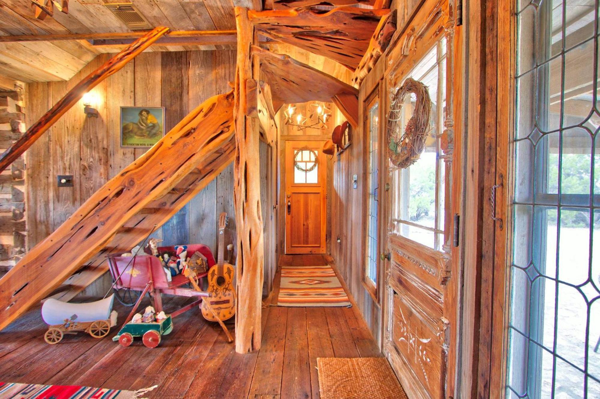Log Cabin At Old Glory Ranch Wimberley Exterior photo