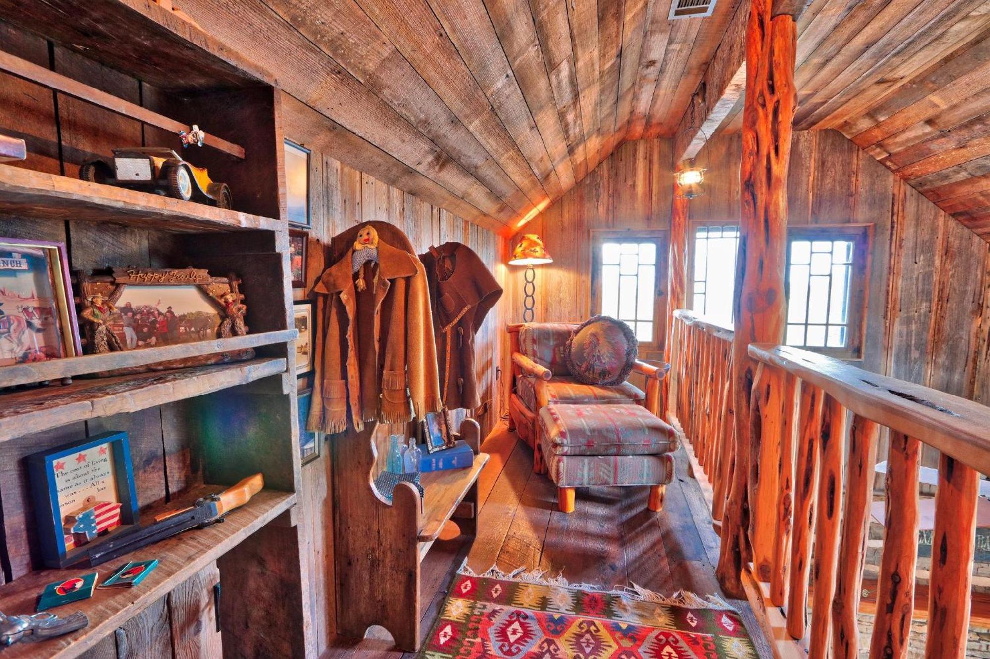 Log Cabin At Old Glory Ranch Wimberley Exterior photo